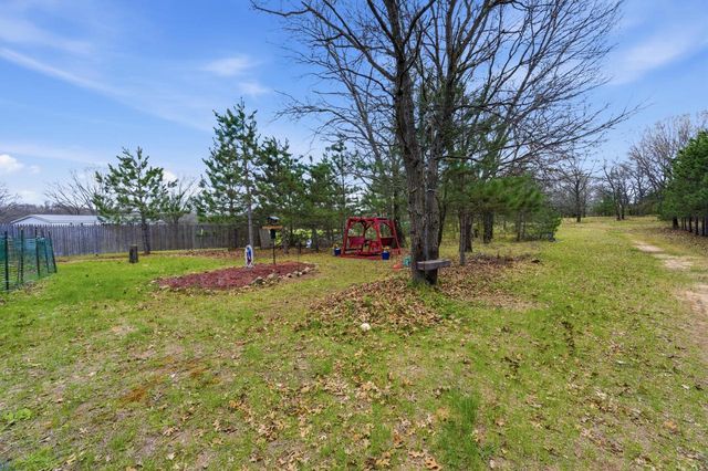 361 Elk AVENUE, Oxford, WI 53952
