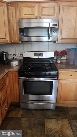 342 S ORCHARD RD, Vineland, NJ 08360