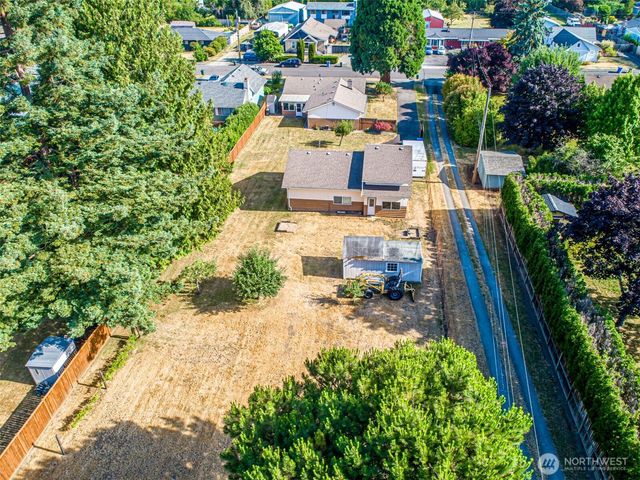 1818 9th Avenue SE, Puyallup, WA 98372