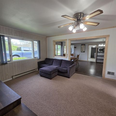 7274 N Oceana Drive, Hart, MI 49420