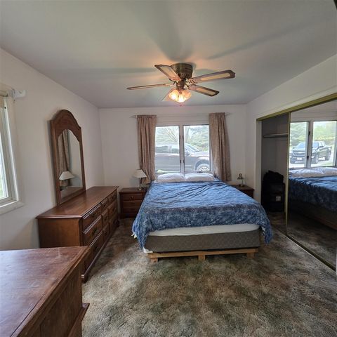 7274 N Oceana Drive, Hart, MI 49420