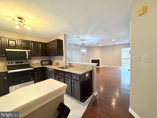 4805 COWSLIP CT, Oxon Hill, MD 20745