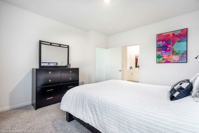 1110 Redtail Court, Woodstock, IL 60098