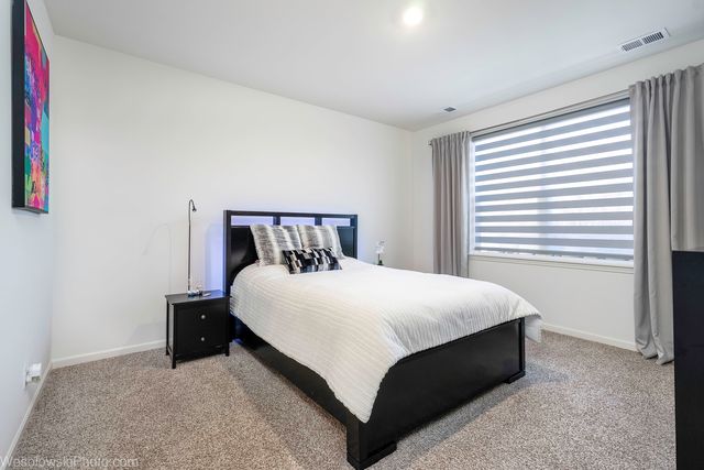 1110 Redtail Court, Woodstock, IL 60098