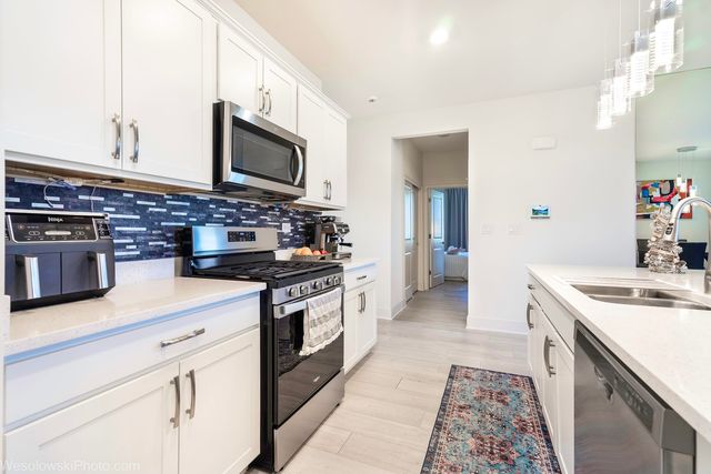 1110 Redtail Court, Woodstock, IL 60098