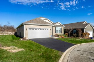 1110 Redtail Court, Woodstock, IL 60098