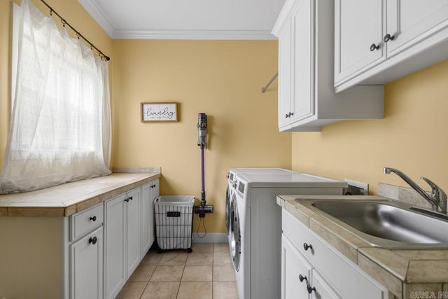 13808 Foxfield Lane, Little Rock, AR 72211