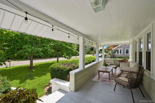 15 S Bay Avenue, Eastport, NY 11941