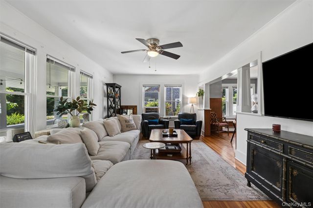15 S Bay Avenue, Eastport, NY 11941