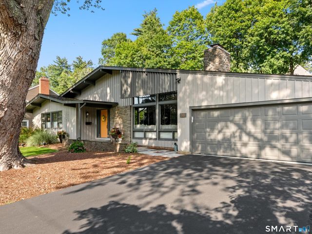 36 Bainton Road, West Hartford, CT 06117