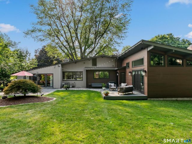 36 Bainton Road, West Hartford, CT 06117