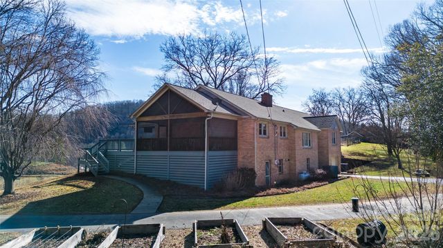 53 Dewees Drive, Sylva, NC 28779