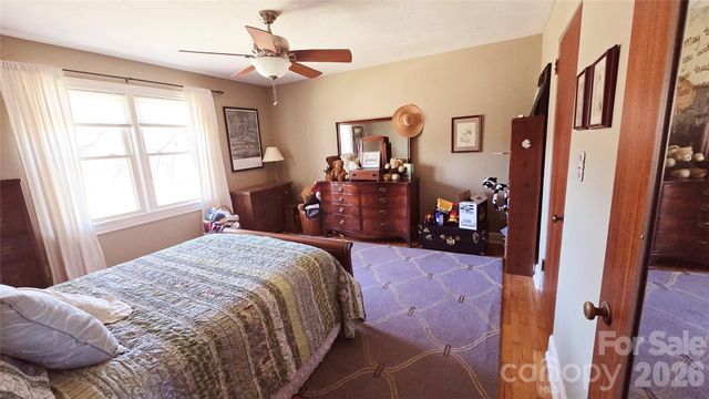 53 Dewees Drive, Sylva, NC 28779