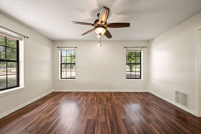 812 VZ COUNTY ROAD 3424, Wills Point, TX 75169