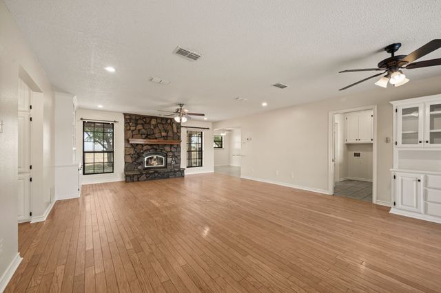 812 VZ COUNTY ROAD 3424, Wills Point, TX 75169
