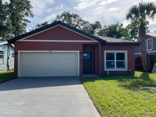 1510 Granada Avenue, Daytona Beach, FL 32117