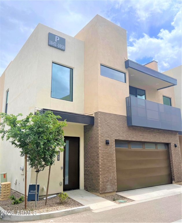 901 S Smith Road 1047, Tempe, AZ 85281