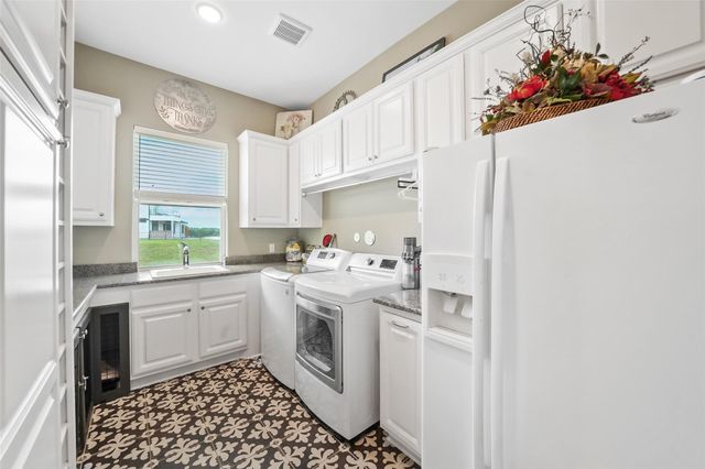 10696 S Lake Mist Lane, Willis, TX 77318