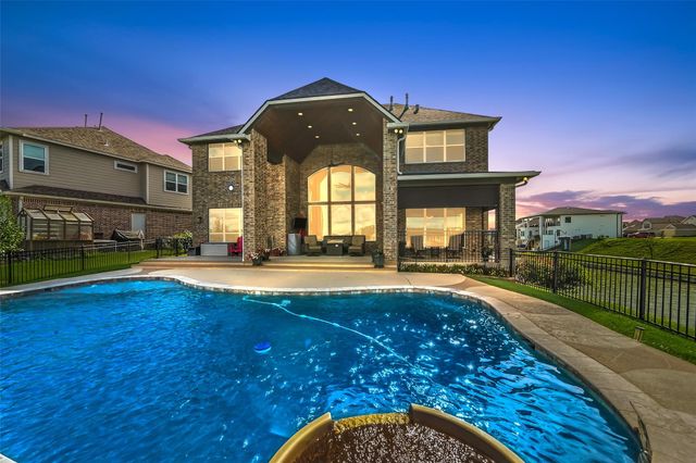 10696 S Lake Mist Lane, Willis, TX 77318