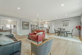 2006 AUTUMN LAKE Parkway, Madison, WI 53718