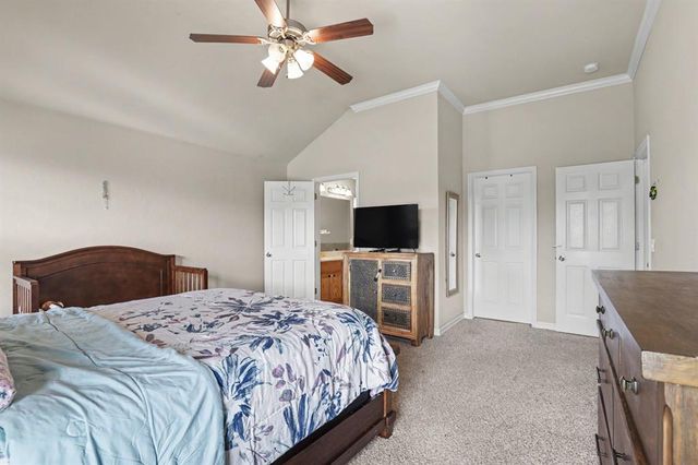 8129 Azurewood Drive, Oklahoma City, OK 73135