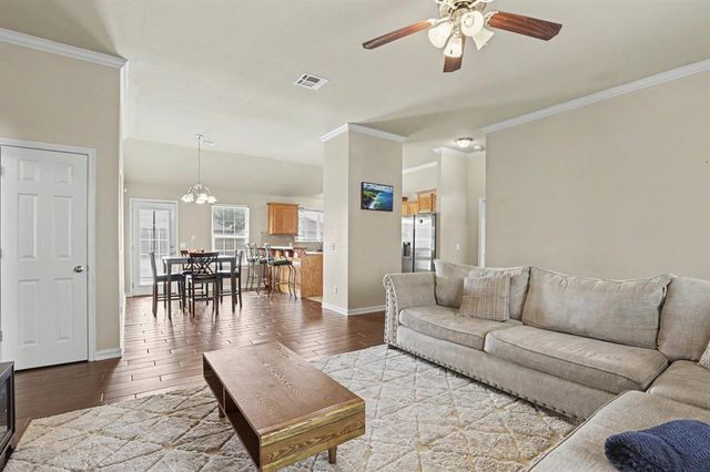 8129 Azurewood Drive, Oklahoma City, OK 73135