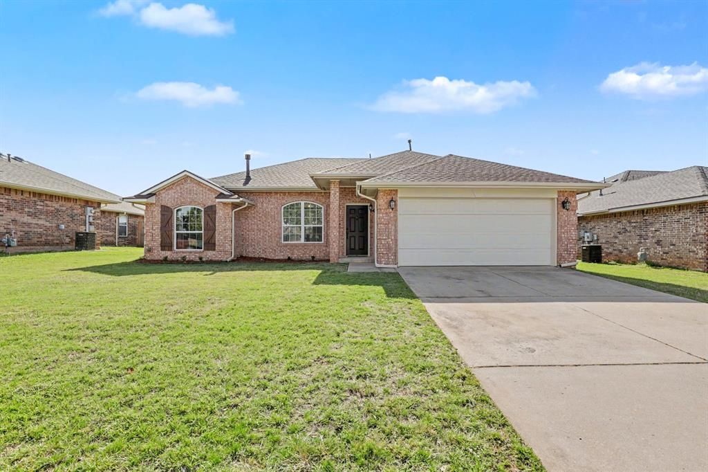 8129 Azurewood Drive, Oklahoma City, OK 73135