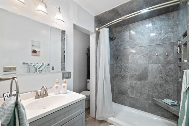 3502 S Vine St, Wichita, KS 67217