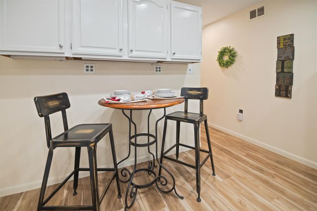 3502 S Vine St, Wichita, KS 67217