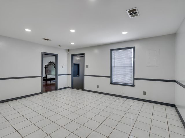 2000 Bob Smith Road, Baytown, TX 77521