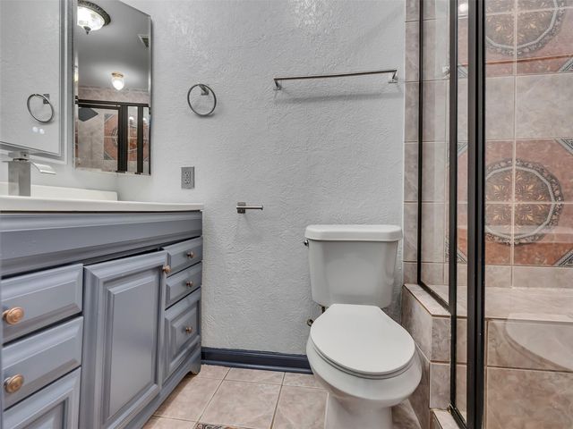 2000 Bob Smith Road, Baytown, TX 77521