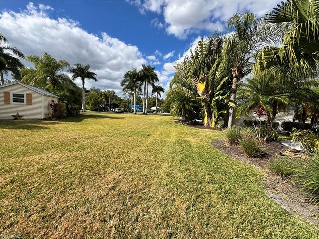 Lot 63 3111 E Riverbend Resort BLVD, Labelle, FL 33935