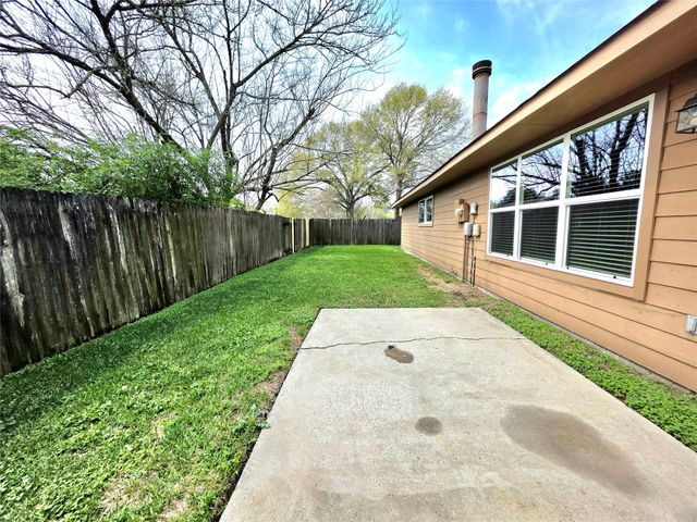 6510 Lynngate Drive, Spring, TX 77373