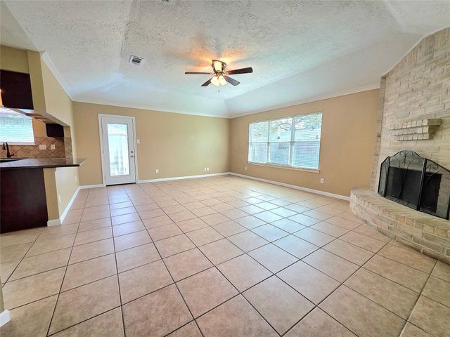 6510 Lynngate Drive, Spring, TX 77373
