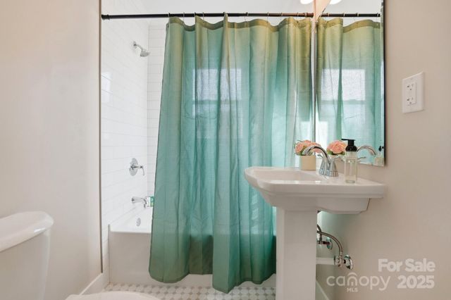 412 Ridge Street, Stanley, NC 28164