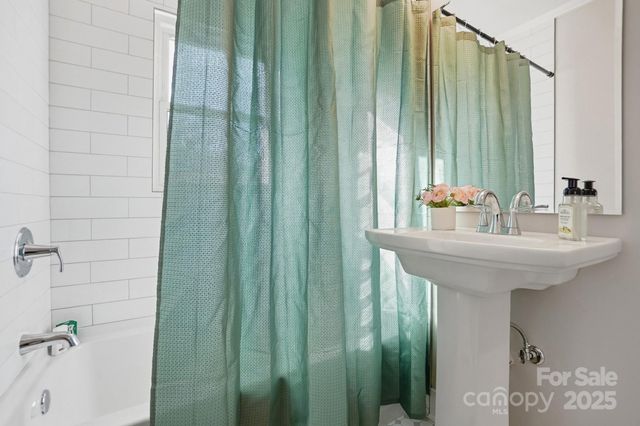 412 Ridge Street, Stanley, NC 28164