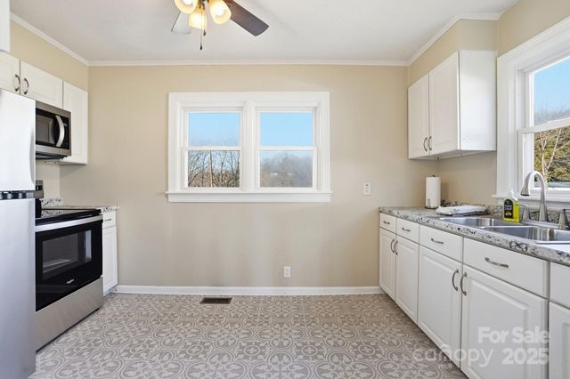 412 Ridge Street, Stanley, NC 28164