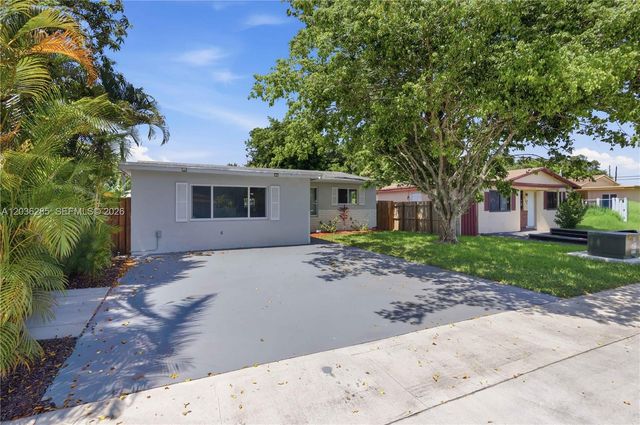 6105 Fletcher St, Hollywood, FL 33023