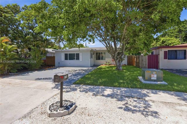 6105 Fletcher St, Hollywood, FL 33023