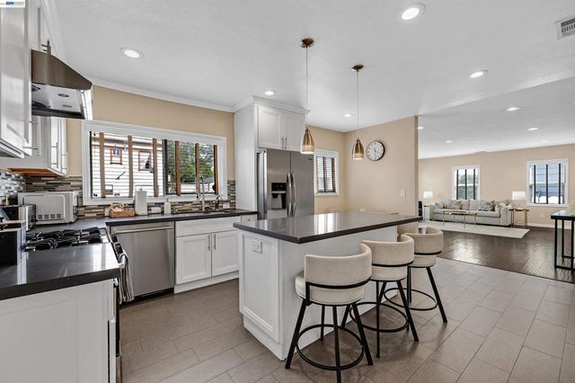 3710 Smith, Union City, CA 94587