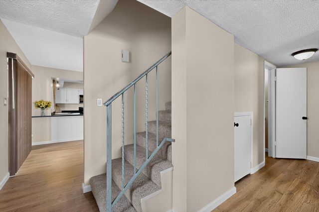 37 Calle Arroyo Seco NW, Albuquerque, NM 87120