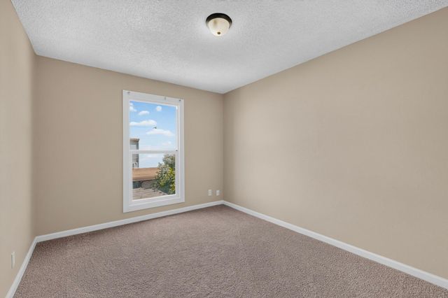 37 Calle Arroyo Seco NW, Albuquerque, NM 87120