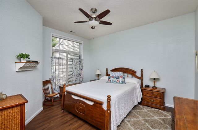 280 S 79th Street 1302, West Des Moines, IA 50266
