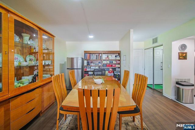 38 Moonachie Road 402, Hackensack, NJ 07601
