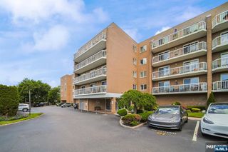 38 Moonachie Road 402, Hackensack, NJ 07601