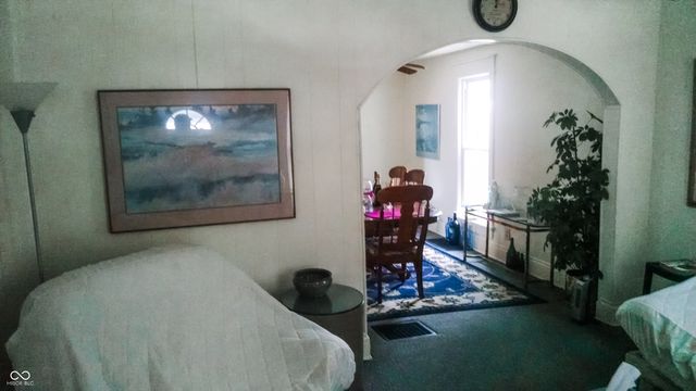 1303 S Shipley Street, Muncie, IN 47302