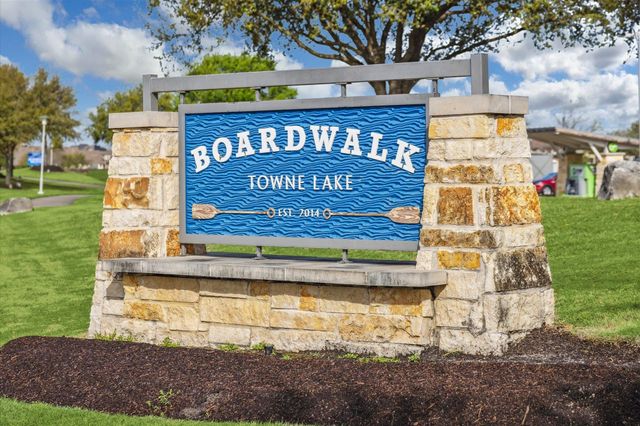 18915 S Bee Cave Springs Circle, Cypress, TX 77433