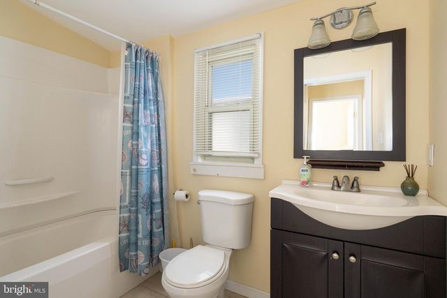 114 W 15TH AVE, Wildwood, NJ 08260