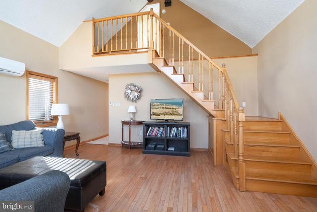 114 W 15TH AVE, Wildwood, NJ 08260