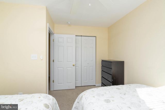 114 W 15TH AVE, Wildwood, NJ 08260